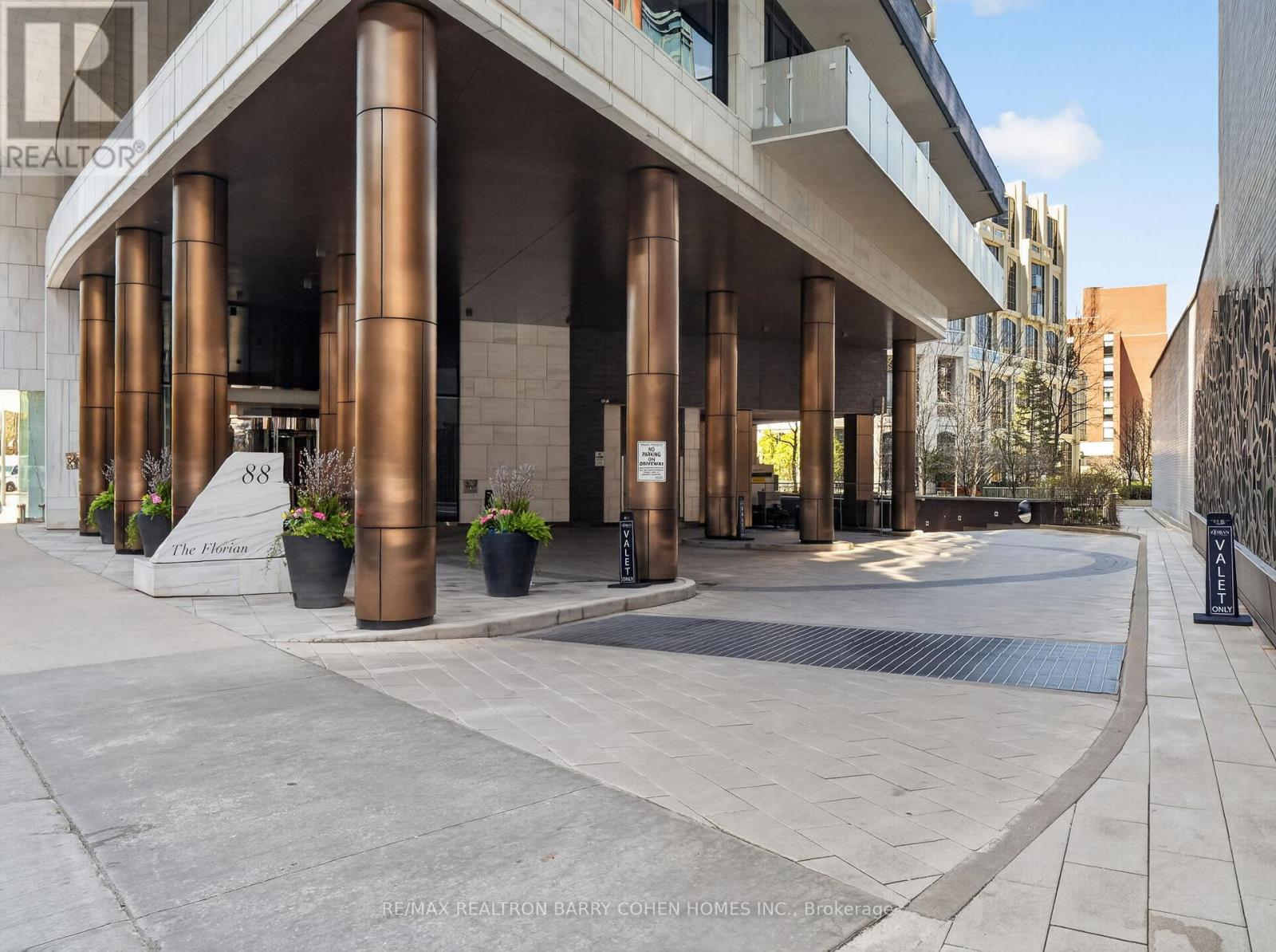1202 - 88 Davenport Road, Toronto, Ontario  M5R 0A5 - Photo 2 - C13780152