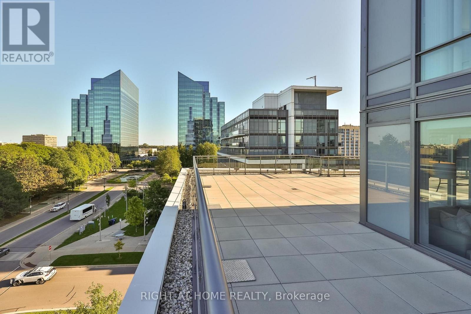 660 - 60 ANN O'REILLY ROAD, Toronto, Ontario
