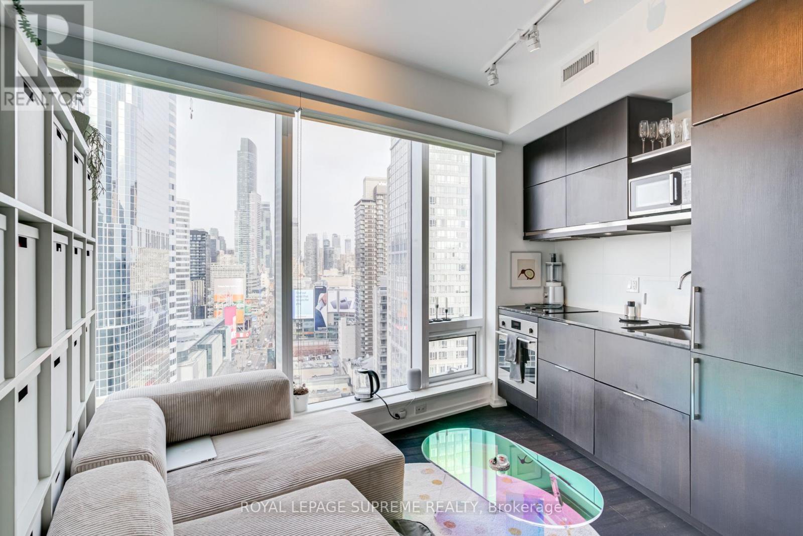 2112 - 197 Yonge Street, Toronto, Ontario  M5B 1M4 - Photo 13 - C13780170
