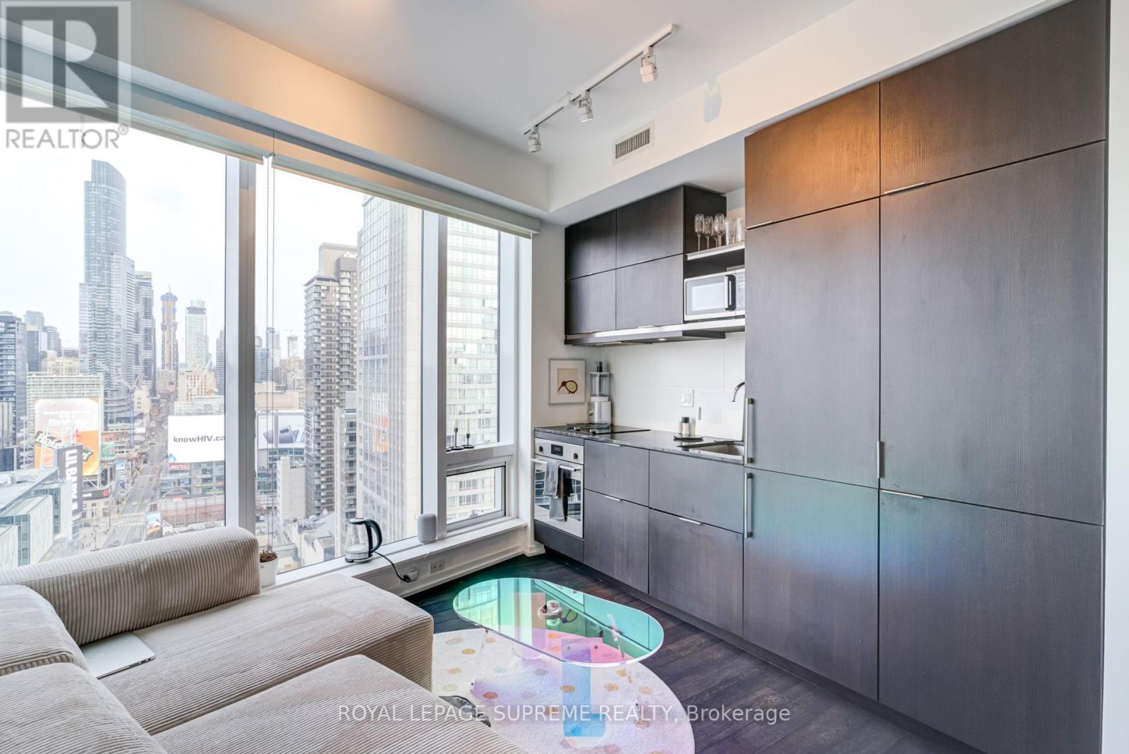 2112 - 197 Yonge Street, Toronto, Ontario  M5B 1M4 - Photo 14 - C13780170
