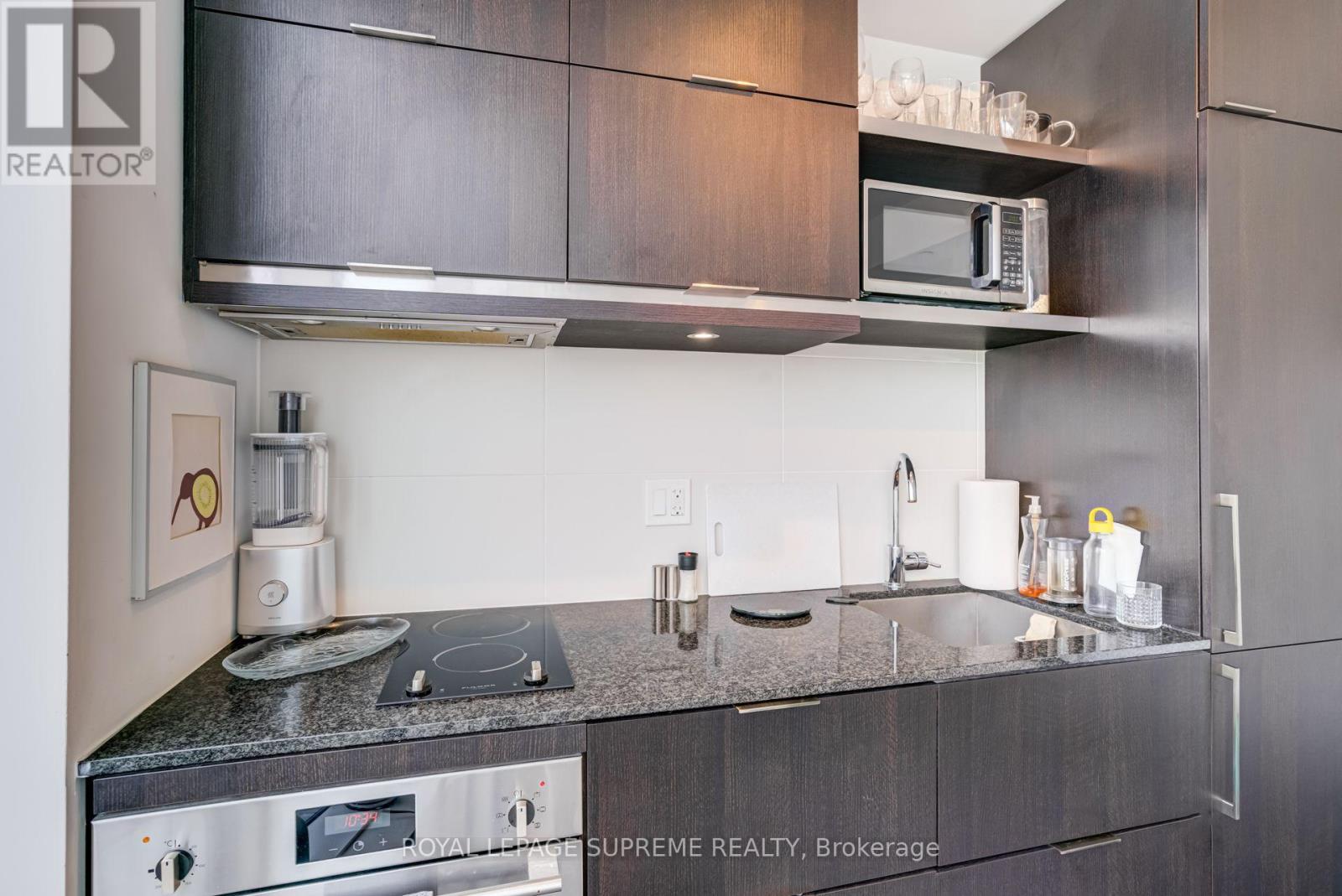 2112 - 197 Yonge Street, Toronto, Ontario  M5B 1M4 - Photo 16 - C13780170
