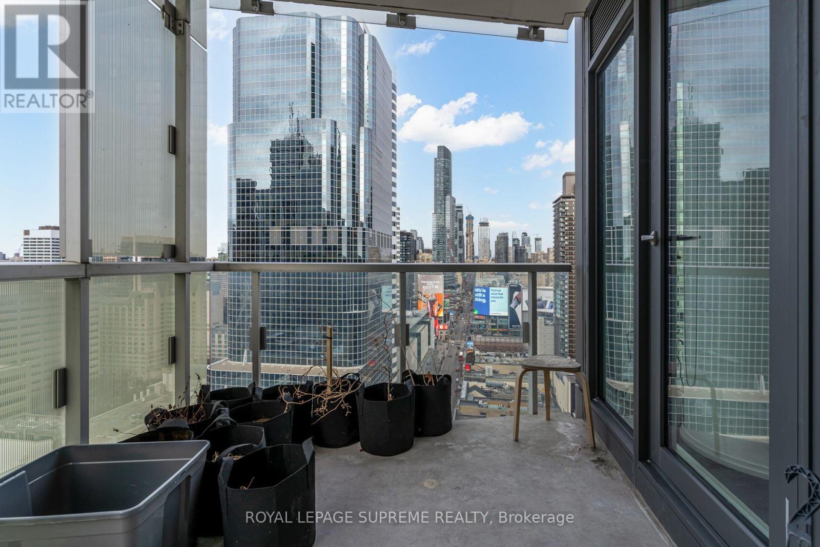 2112 - 197 Yonge Street, Toronto, Ontario  M5B 1M4 - Photo 30 - C13780170