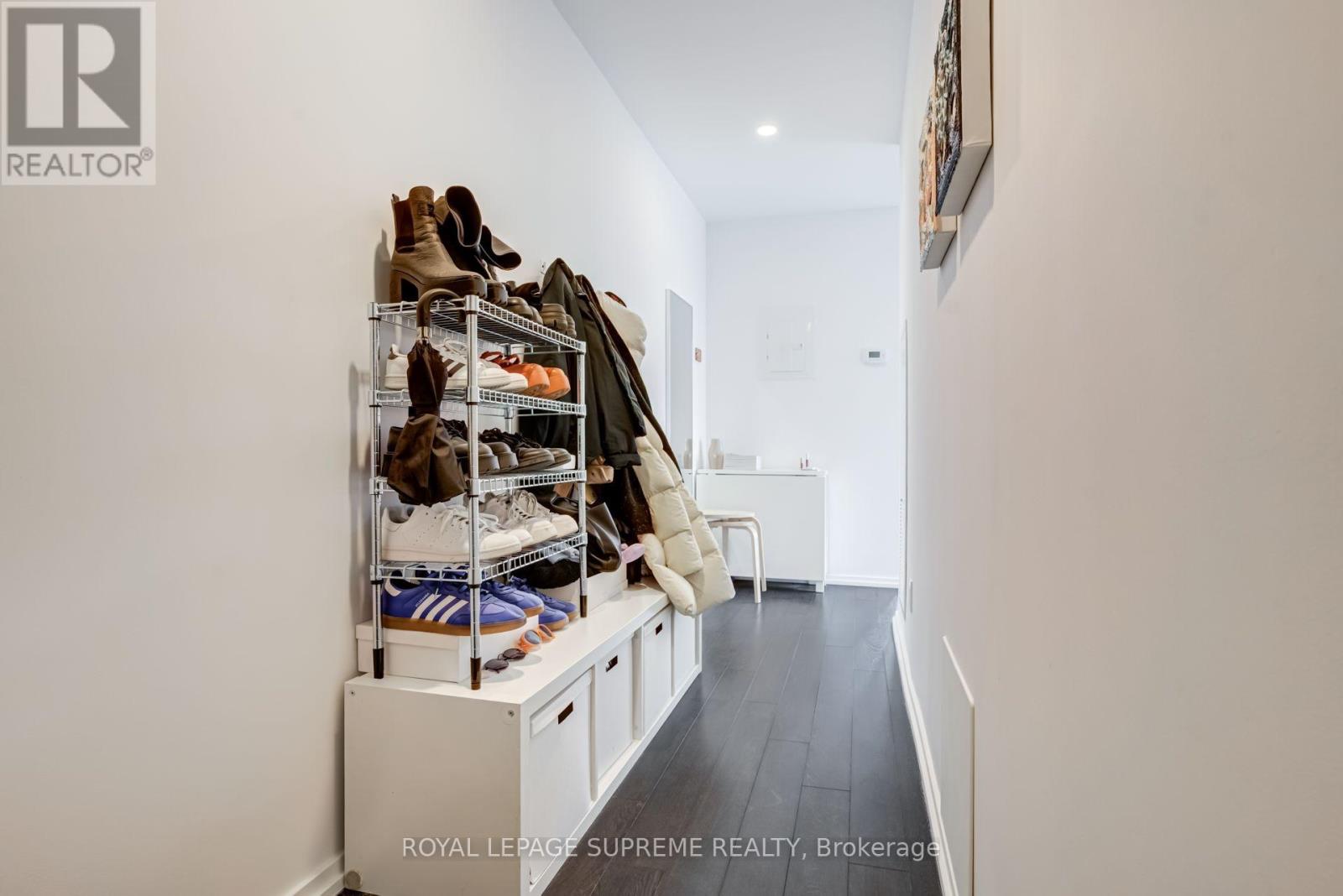 2112 - 197 Yonge Street, Toronto, Ontario  M5B 1M4 - Photo 7 - C13780170