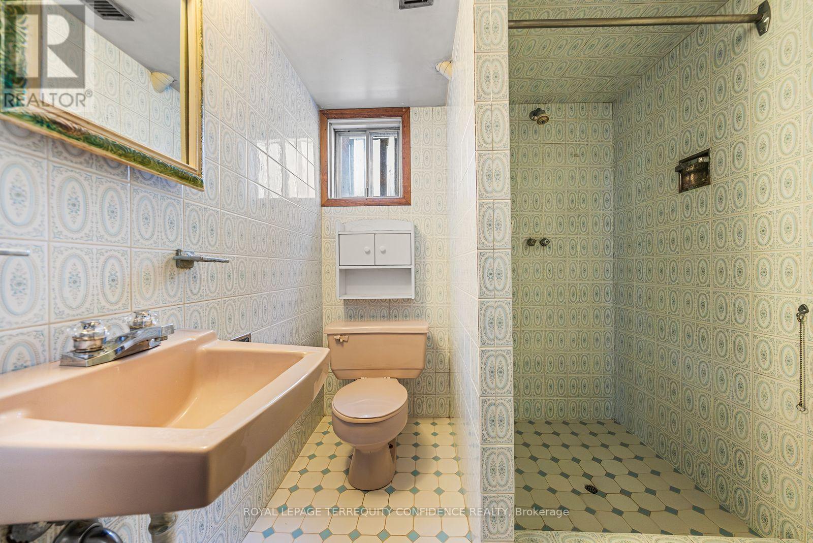 265 Horsham Avenue, Toronto, Ontario  M2R 1G5 - Photo 32 - C13780176