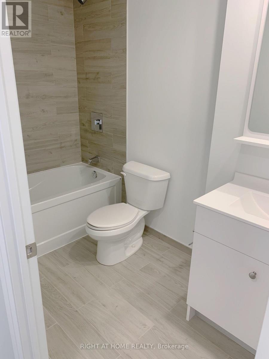 1612 - 75 Canterbury Place, Toronto, Ontario  M2N 0L2 - Photo 10 - C13780186