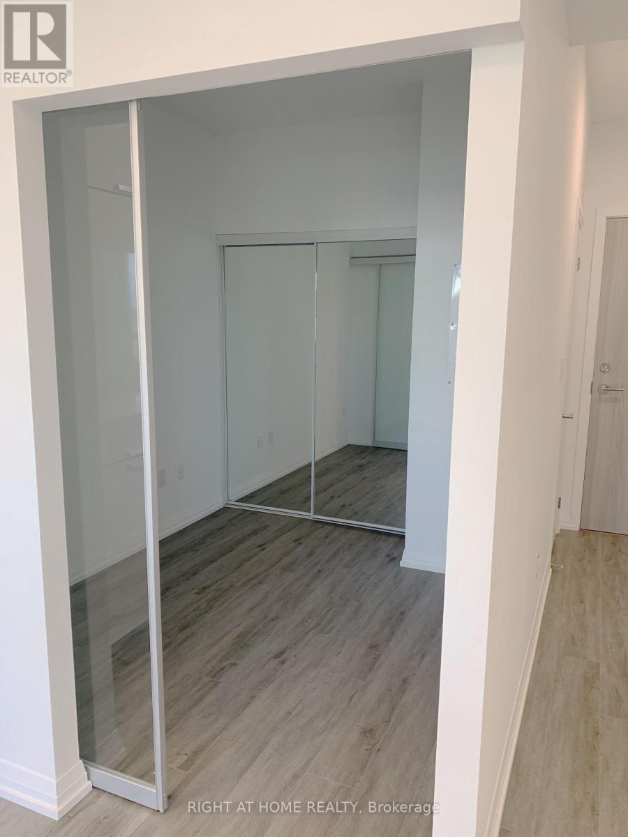 1612 - 75 Canterbury Place, Toronto, Ontario  M2N 0L2 - Photo 12 - C13780186