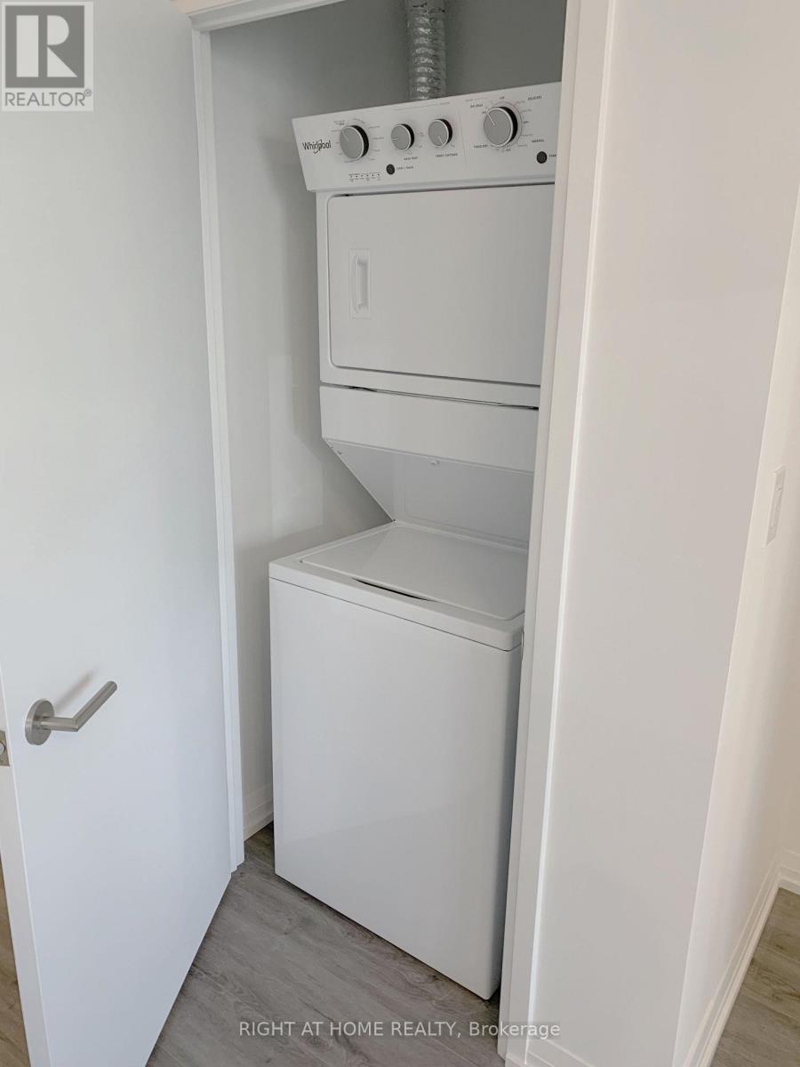 1612 - 75 Canterbury Place, Toronto, Ontario  M2N 0L2 - Photo 19 - C13780186