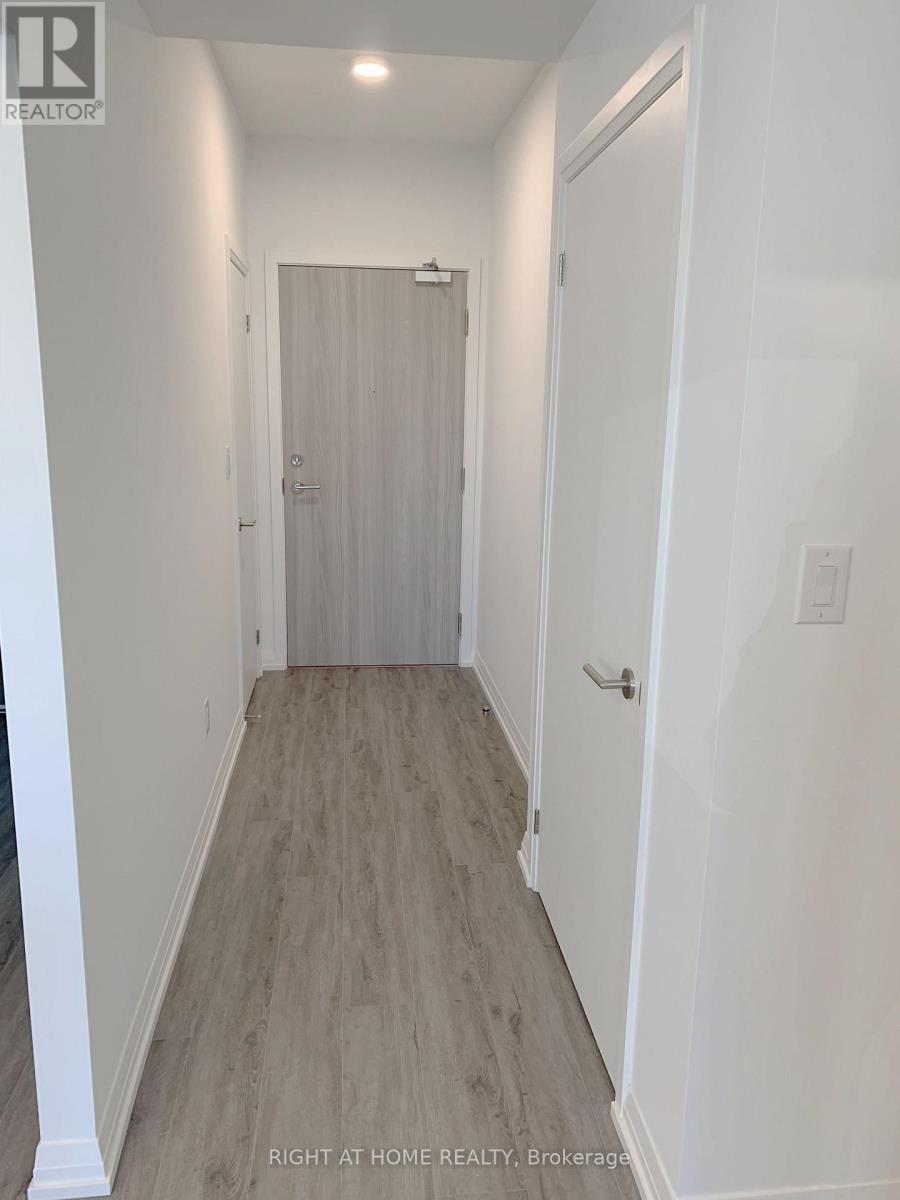 1612 - 75 Canterbury Place, Toronto, Ontario  M2N 0L2 - Photo 5 - C13780186