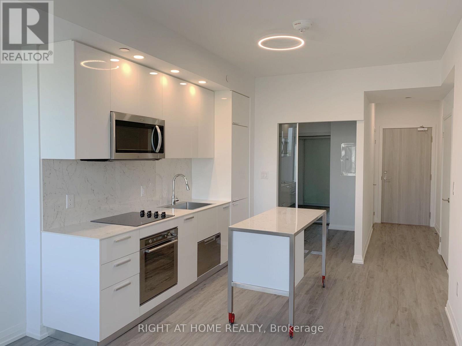 1612 - 75 Canterbury Place, Toronto, Ontario  M2N 0L2 - Photo 7 - C13780186