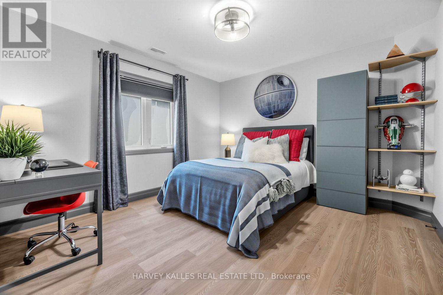 487 Winnett Avenue, Toronto, Ontario  M6C 3M6 - Photo 19 - C13780208
