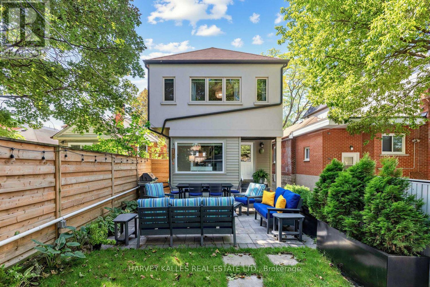 487 Winnett Avenue, Toronto, Ontario  M6C 3M6 - Photo 31 - C13780208