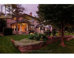 15 MOOREHILL DRIVE, Toronto, Ontario
