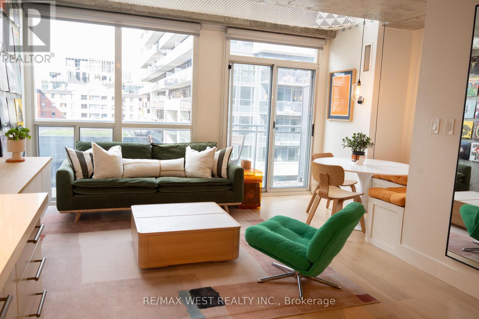 820 - 1029 KING STREET W, Toronto, Ontario
