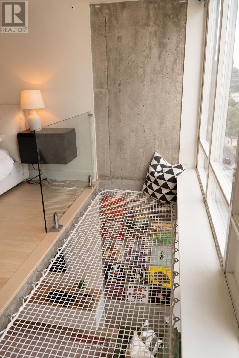 820 - 1029 King Street W, Toronto, Ontario M6K 3M9 - Photo 13 - C13780370