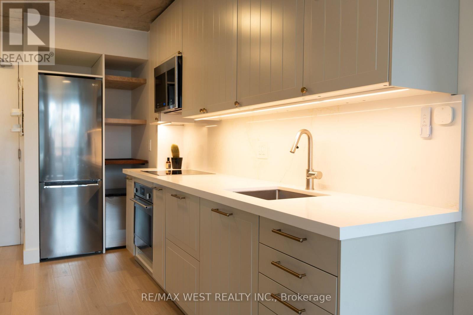 820 - 1029 King Street W, Toronto, Ontario M6K 3M9 - Photo 8 - C13780370