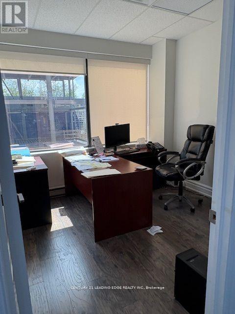 301 - 255 Duncan Mill Road, Toronto, Ontario  M3B 3H9 - Photo 2 - C13780398