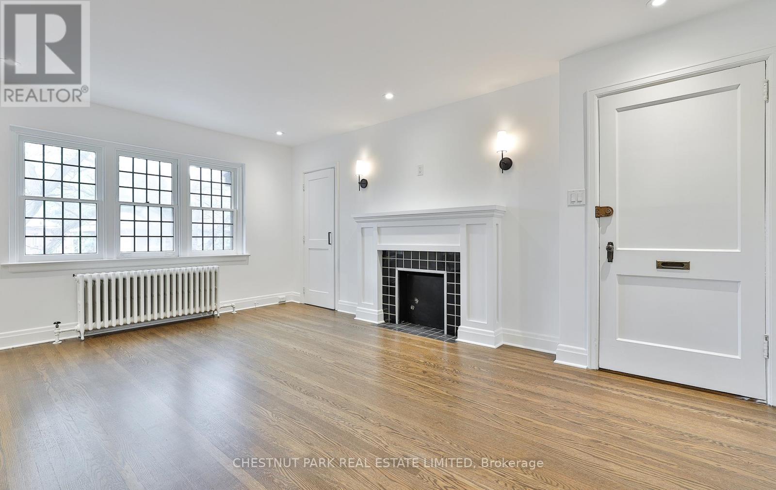 Upper - 11 Oriole Crescent, Toronto, Ontario  M5P 1L6 - Photo 4 - C13780428