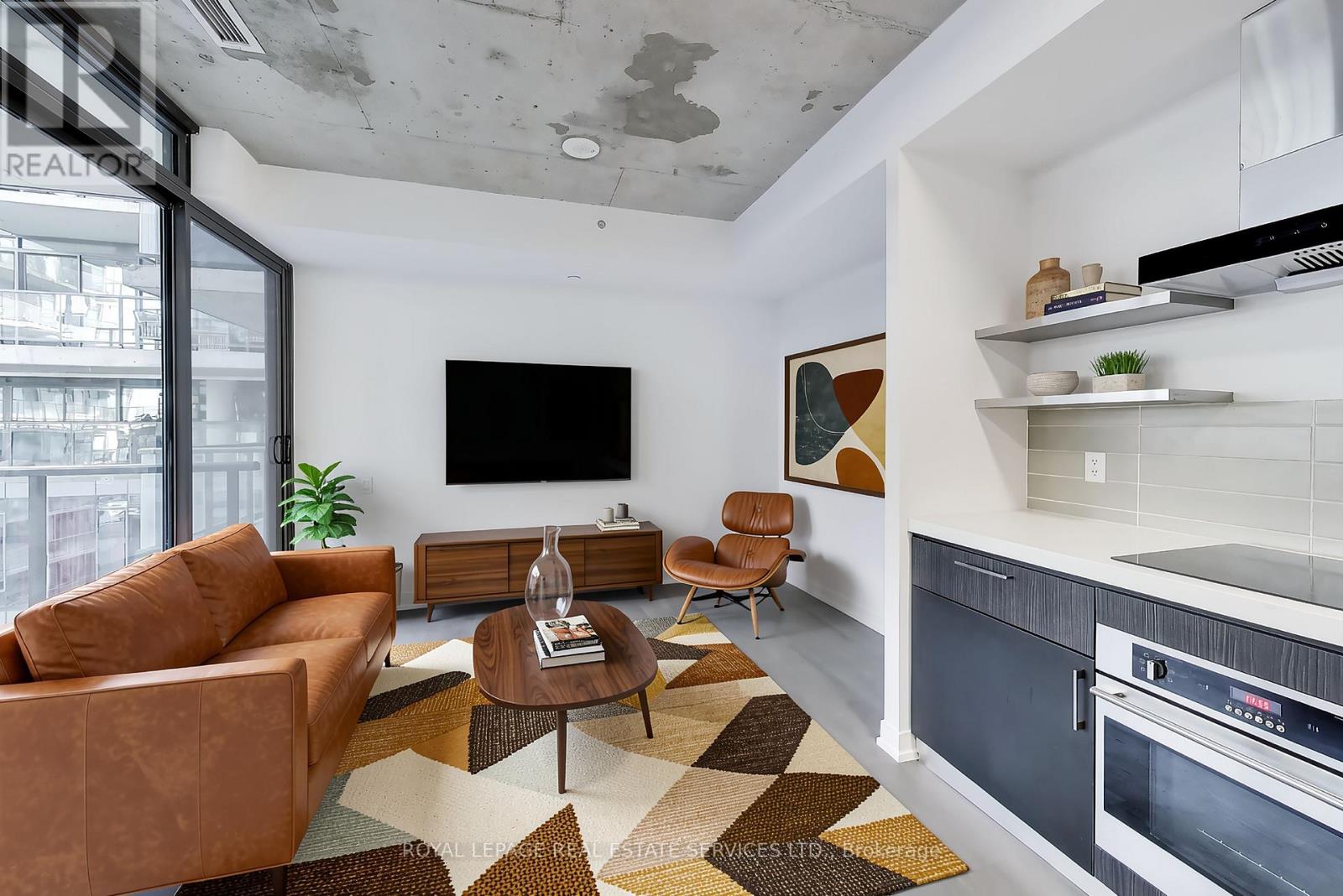 626 - 560 King Street W, Toronto, Ontario  M5V 0L6 - Photo 3 - C13780438