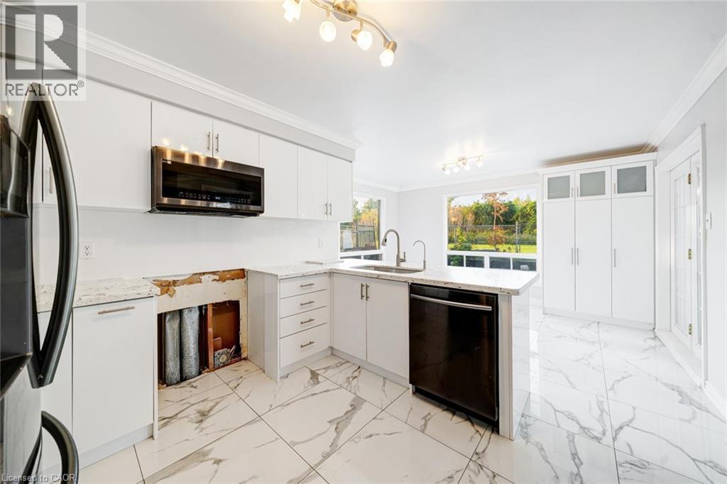 2081 Lynn Heights Drive, Pickering, Ontario  L1X 1R1 - Photo 12 - 40858736