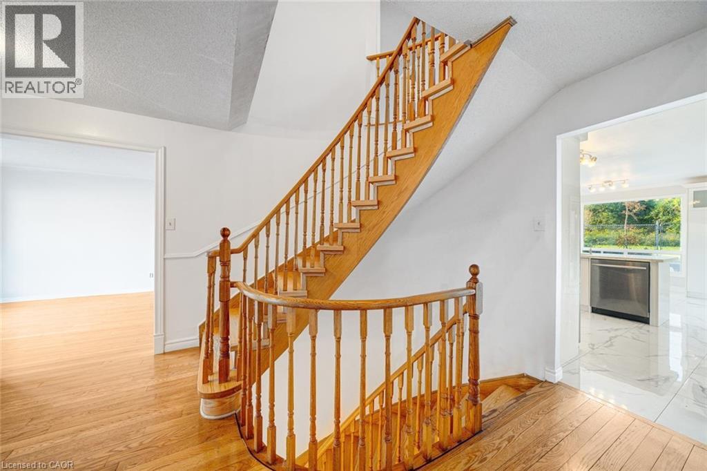 2081 Lynn Heights Drive, Pickering, Ontario  L1X 1R1 - Photo 20 - 40858736
