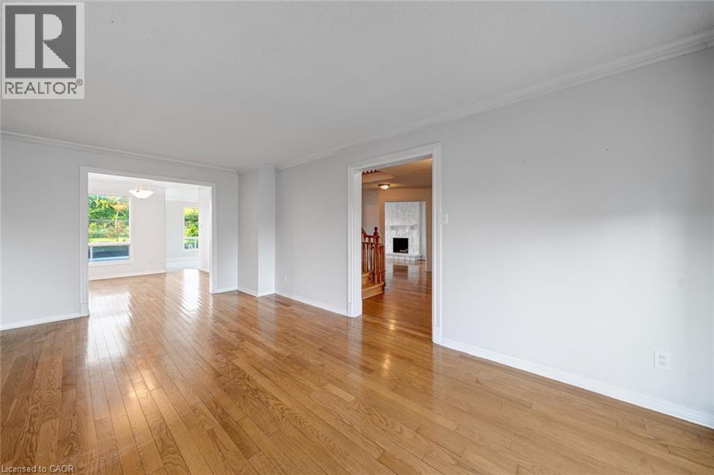 2081 Lynn Heights Drive, Pickering, Ontario  L1X 1R1 - Photo 4 - 40858736