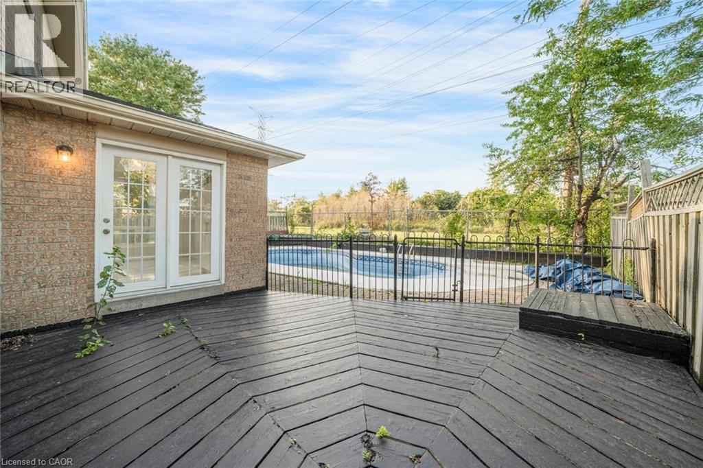 2081 Lynn Heights Drive, Pickering, Ontario  L1X 1R1 - Photo 43 - 40858736