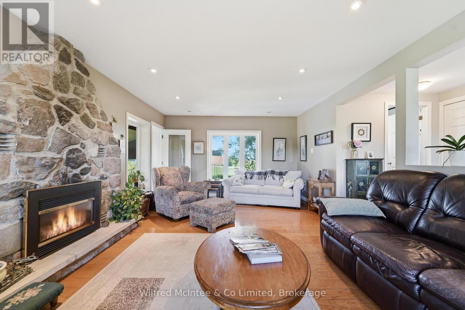 12 Bismark Street N, South Bruce, Ontario  N0G 2J0 - Photo 44 - X13780270