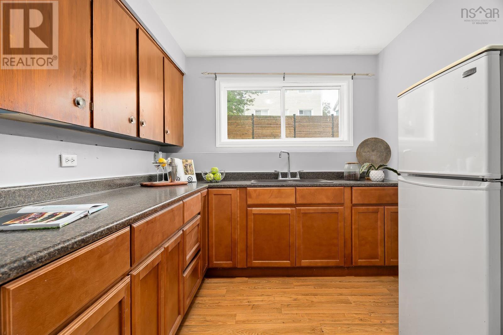 8 Rosedale Drive, Dartmouth, Nova Scotia  B3A 1L8 - Photo 9 - 202623068