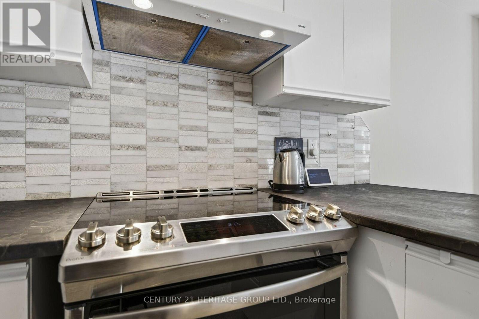 39 - 39 Harmony Circle, Bradford West Gwillimbury (Bradford), Ontario  L3Z 2T9 - Photo 5 - N13780246