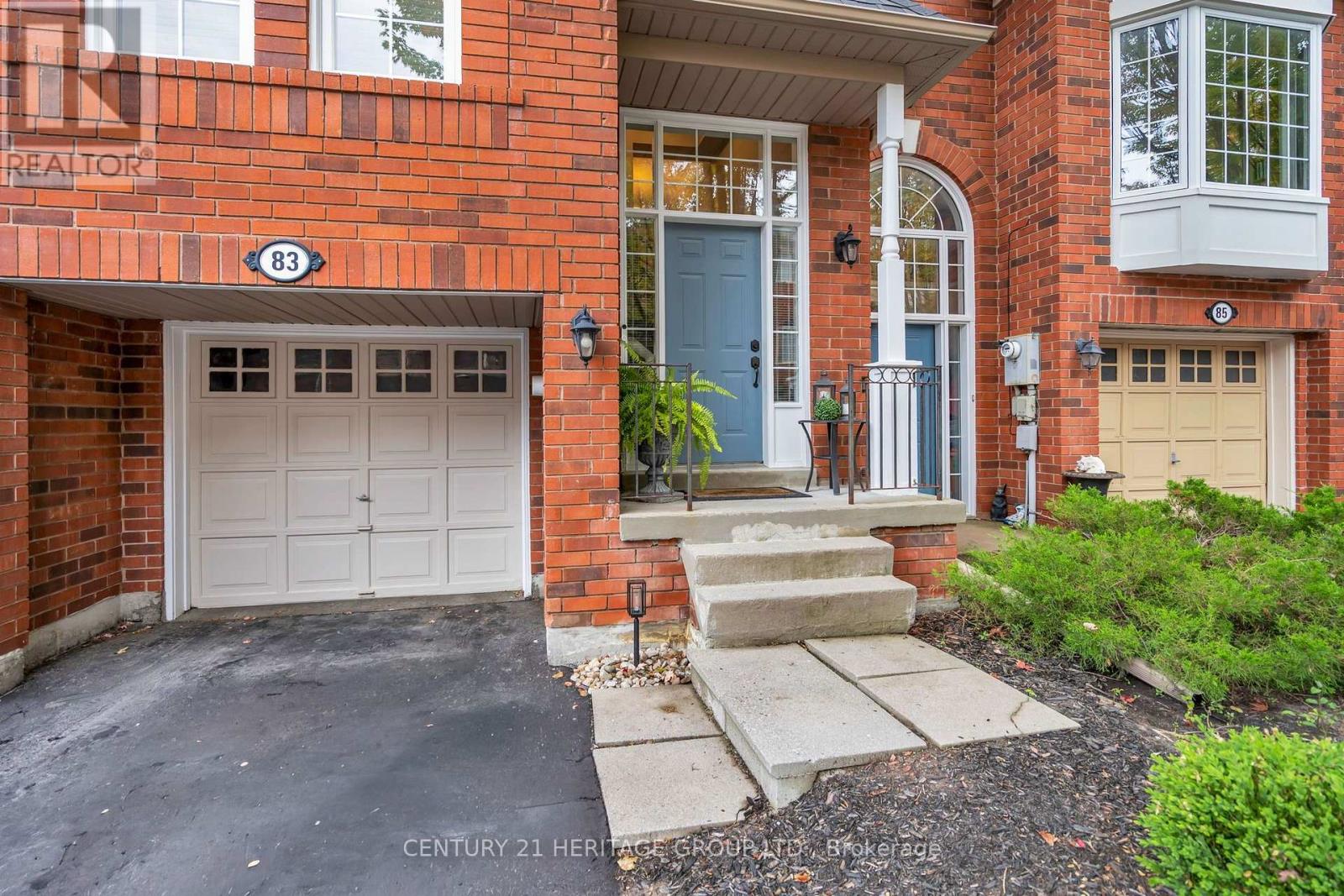 83 Mosaics Avenue, Aurora, Ontario  L4G 7L5 - Photo 3 - N13780260