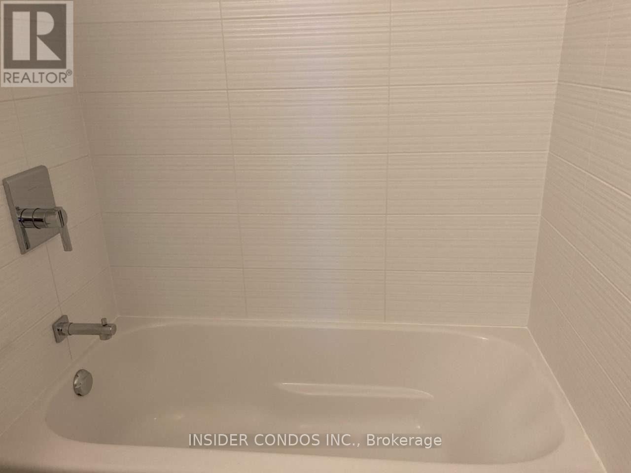 2210 - 3600 Highway 7, Vaughan, Ontario  L4L 0G7 - Photo 9 - N13780466