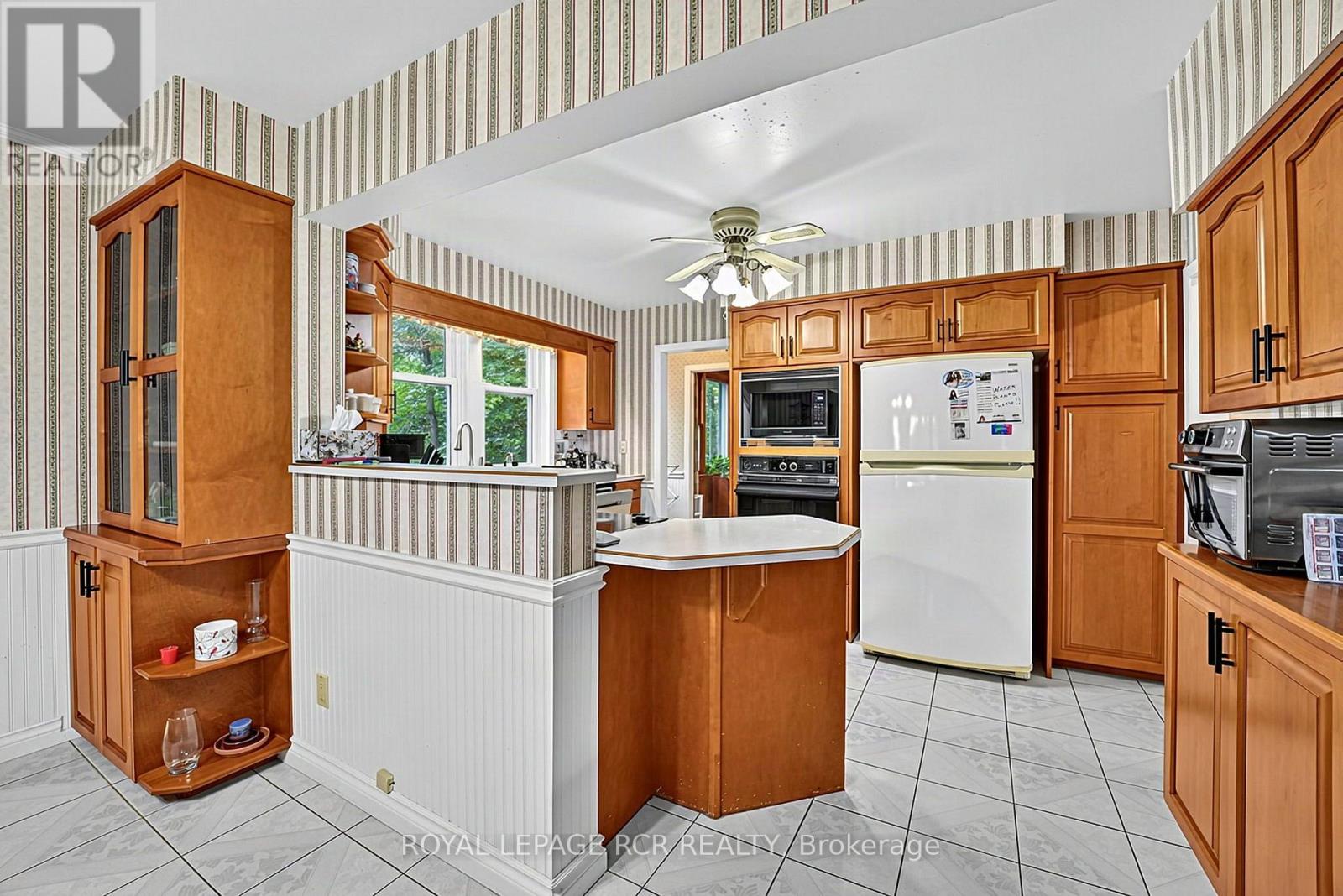 1424 Port Stanton Parkway, Severn, Ontario  P0E 1N0 - Photo 7 - S13780178