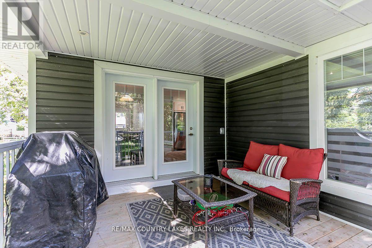 2589 Lakeshore Drive, Ramara (Brechin), Ontario  L0K 1B0 - Photo 13 - S13780254