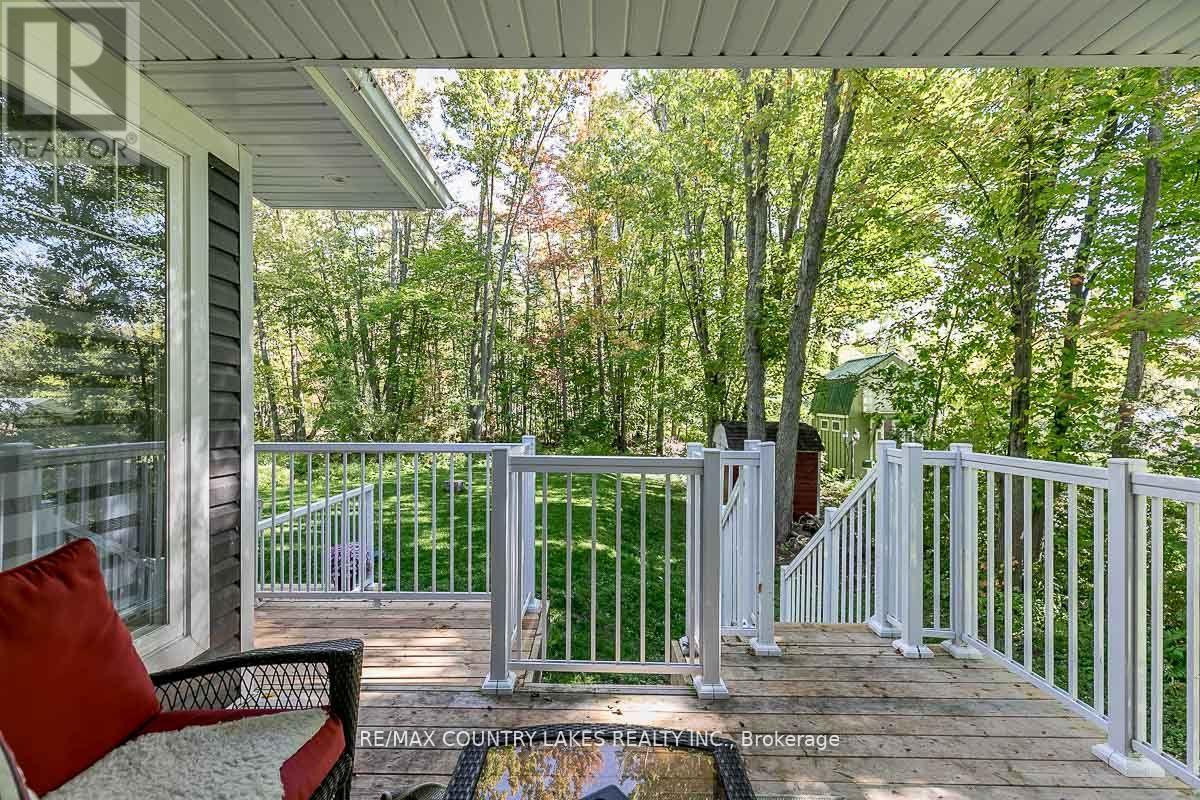2589 Lakeshore Drive, Ramara (Brechin), Ontario  L0K 1B0 - Photo 14 - S13780254
