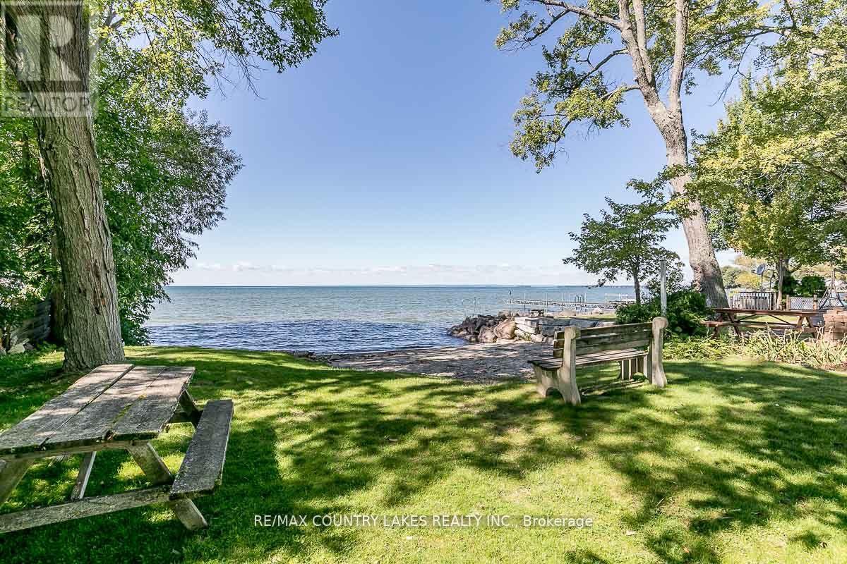 2589 Lakeshore Drive, Ramara (Brechin), Ontario  L0K 1B0 - Photo 15 - S13780254