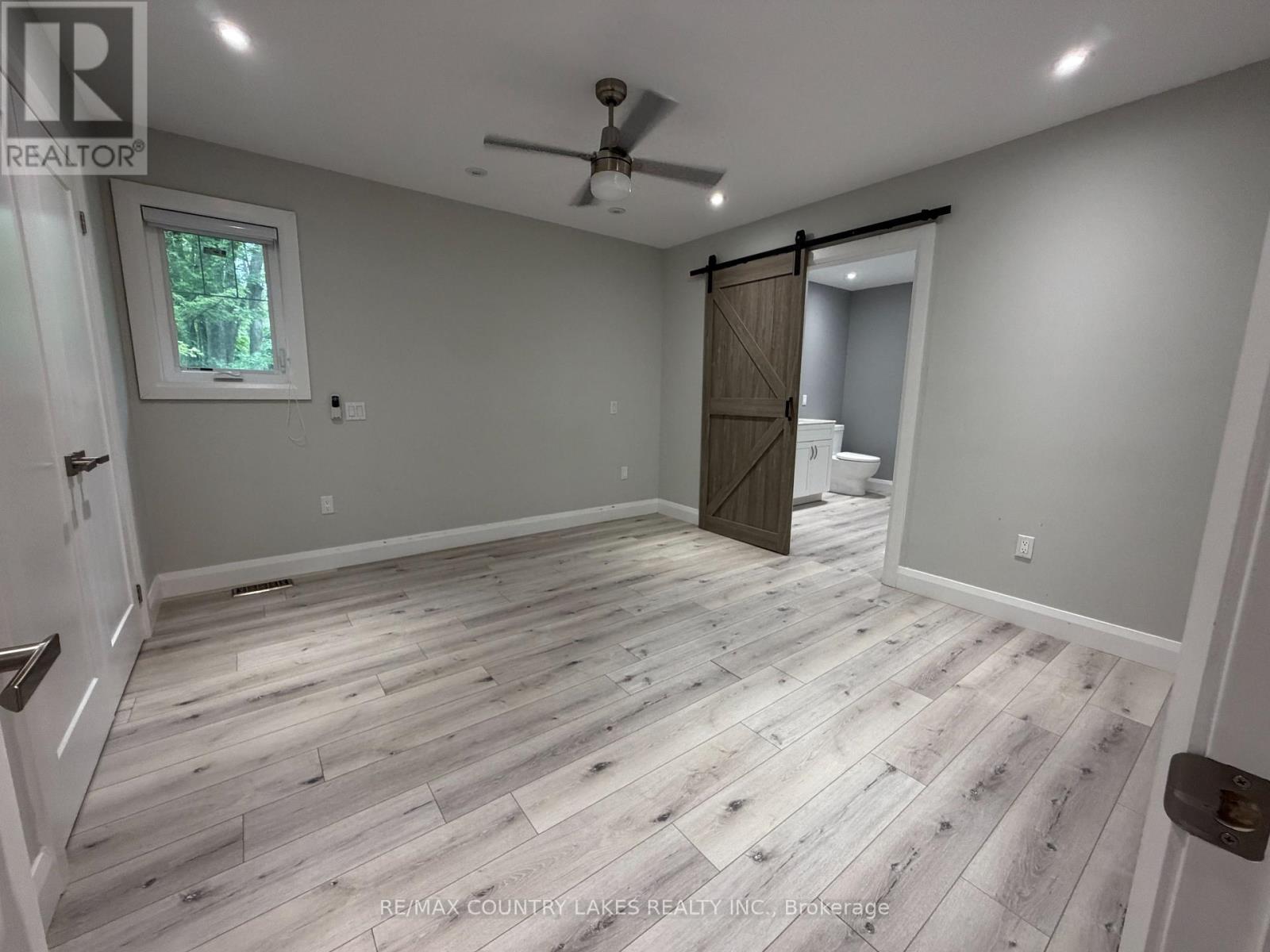 2589 Lakeshore Drive, Ramara (Brechin), Ontario  L0K 1B0 - Photo 17 - S13780254