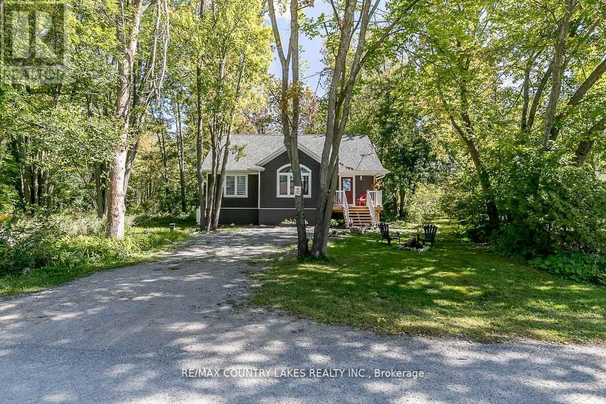 2589 Lakeshore Drive, Ramara (Brechin), Ontario  L0K 1B0 - Photo 2 - S13780254