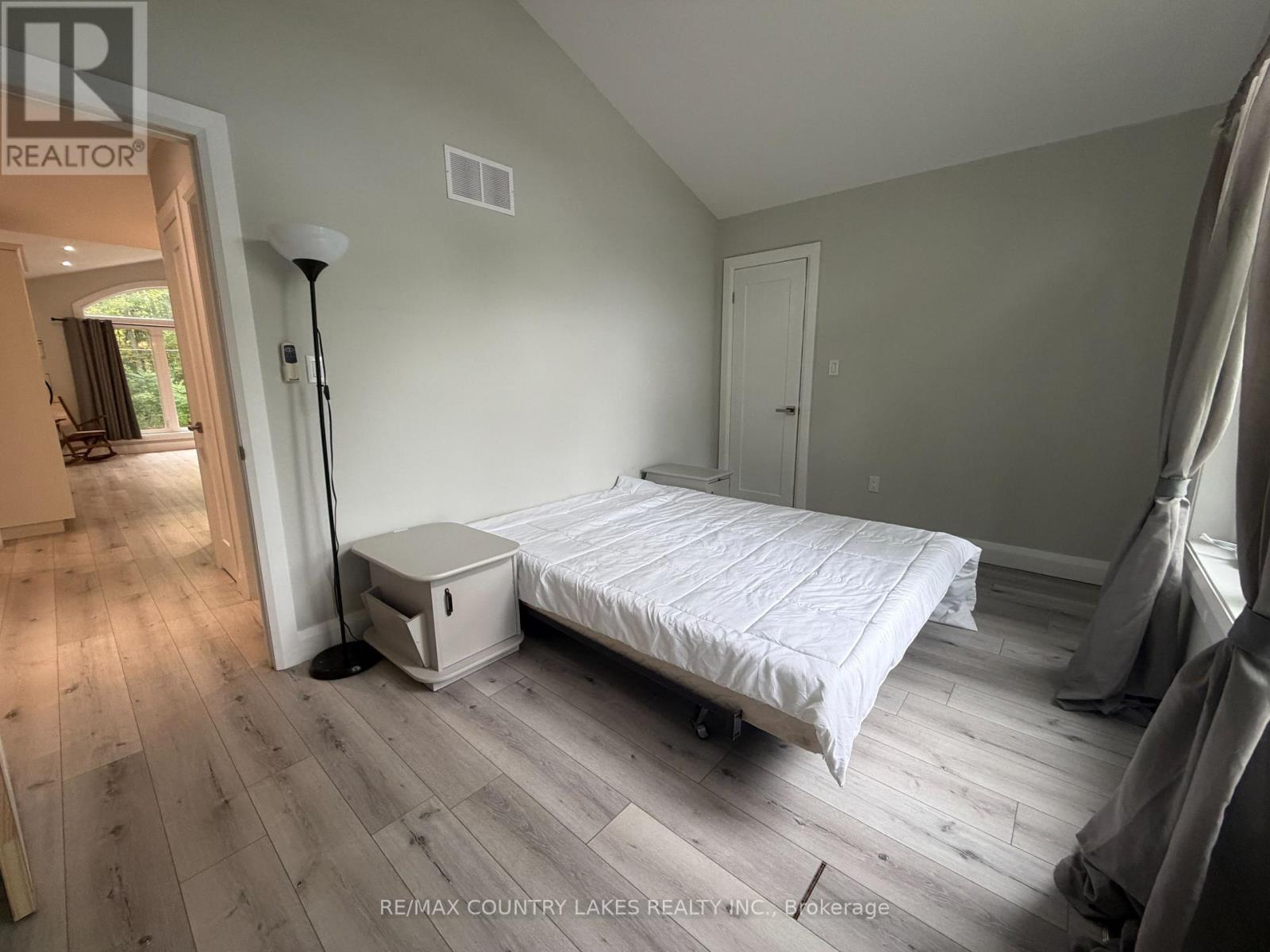 2589 Lakeshore Drive, Ramara (Brechin), Ontario  L0K 1B0 - Photo 33 - S13780254