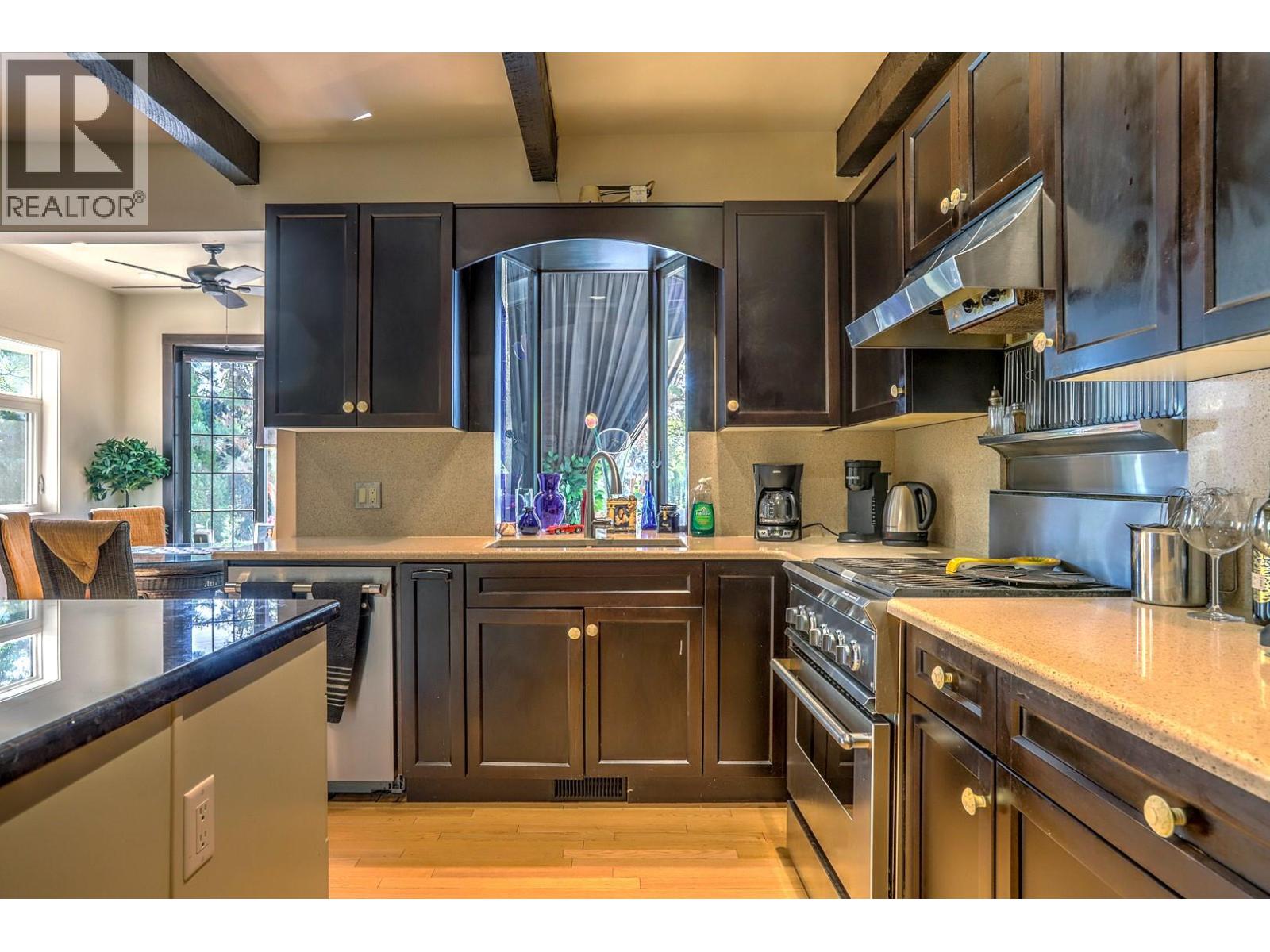 5482 Silver Star Road, Vernon, British Columbia  V1B 3K4 - Photo 14 - 10400149