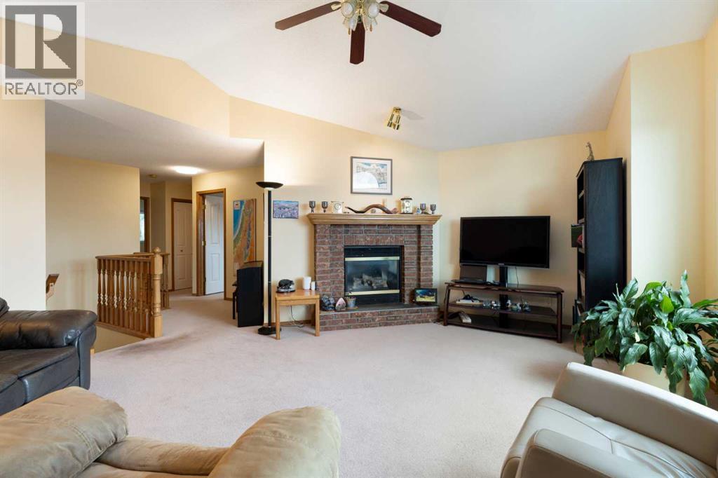 128 Tuscany Hills Close NW, Calgary, Alberta  T3L 2E6 - Photo 27 - A2343662