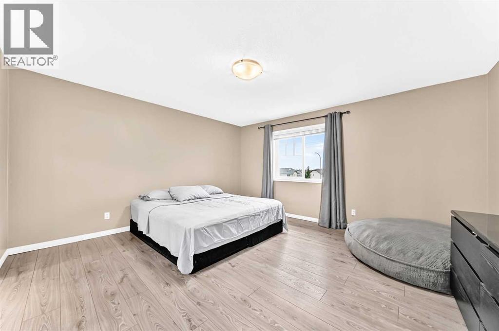 14 Bayside Park Sw, Airdrie, Alberta  T4B 0V4 - Photo 14 - A2344561