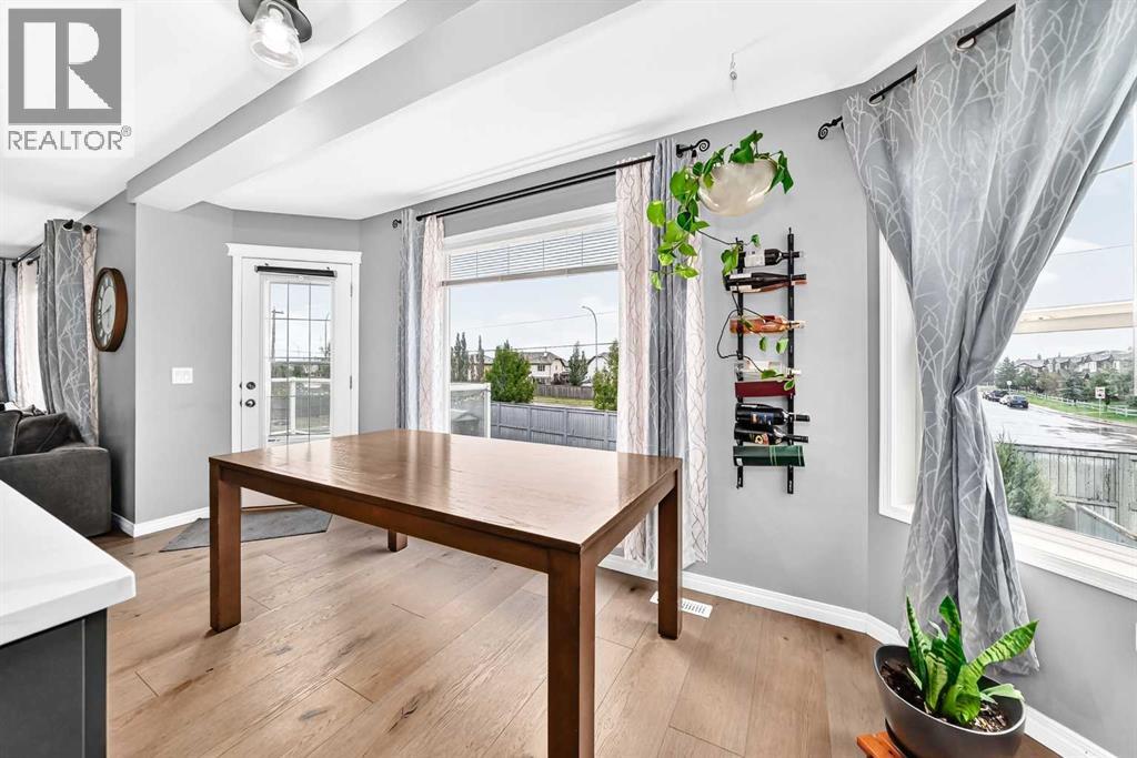 14 Bayside Park Sw, Airdrie, Alberta  T4B 0V4 - Photo 8 - A2344561
