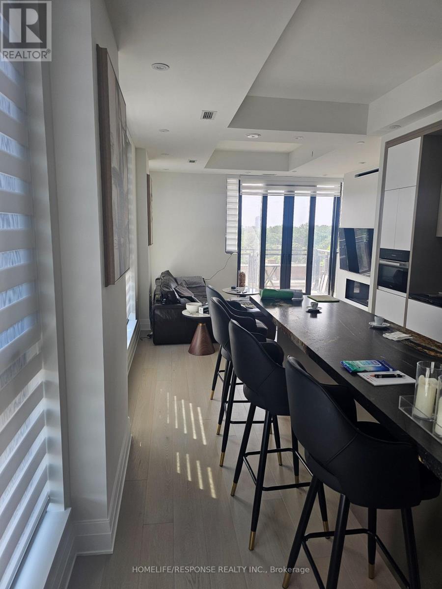 703 - 2 Forest Hill Road, Toronto, Ontario  M8V 0B7 - Photo 7 - C13780440