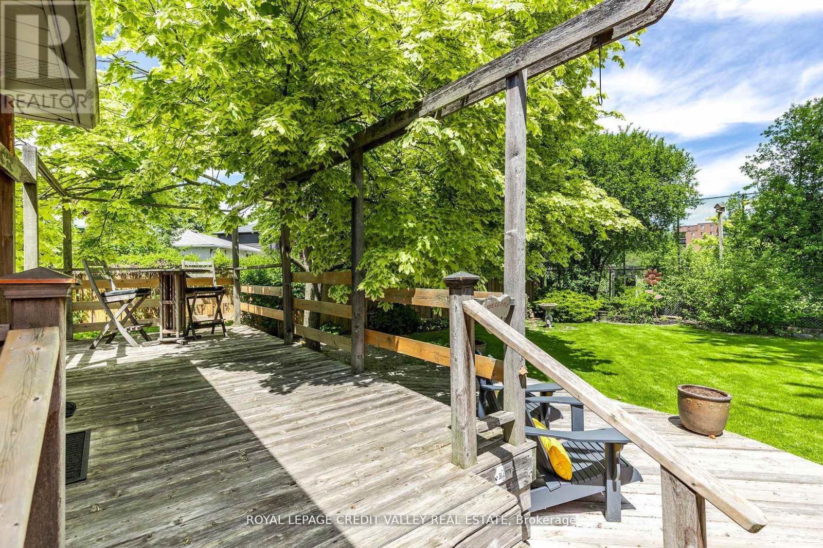 24 Ladore Drive, Brampton, Ontario  L6Y 1V5 - Photo 41 - W13780346