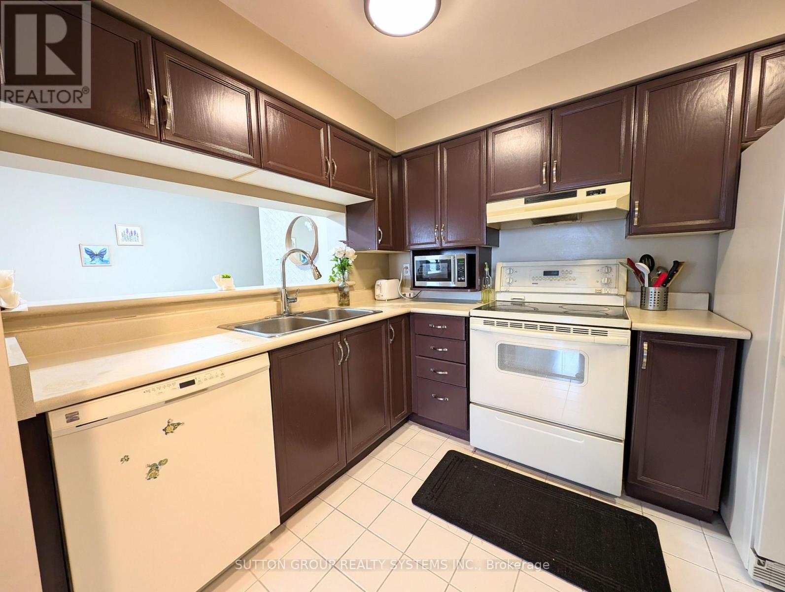 2201 - 400 Webb Drive, Mississauga, Ontario  L5B 3Z7 - Photo 10 - W13780458