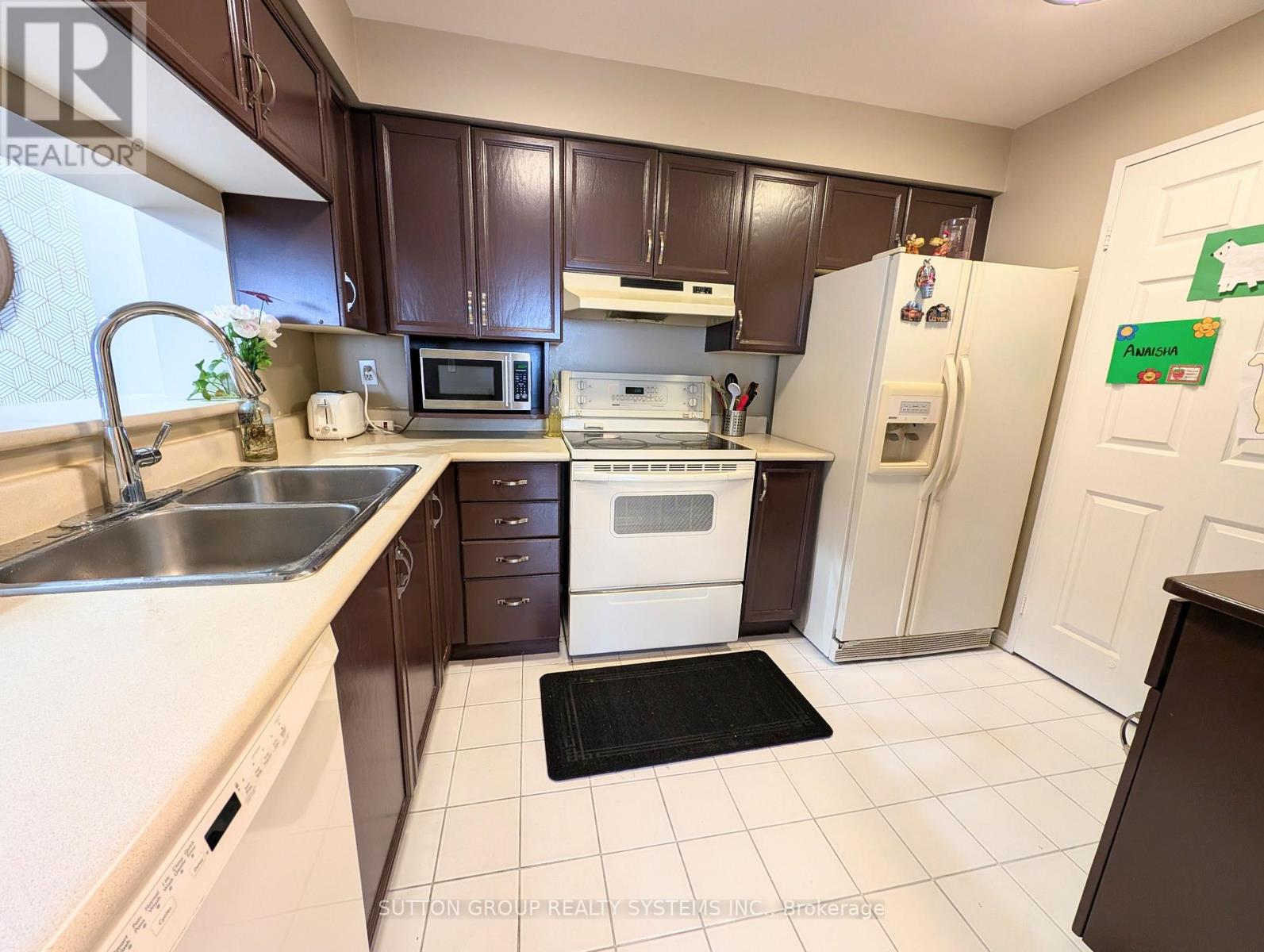 2201 - 400 Webb Drive, Mississauga, Ontario  L5B 3Z7 - Photo 11 - W13780458