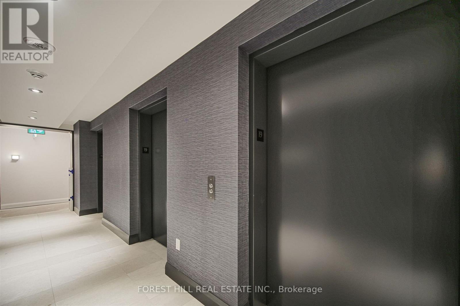 2009 - 38 Annie Craig Drive, Toronto, Ontario  M8V 0G9 - Photo 6 - W13780496