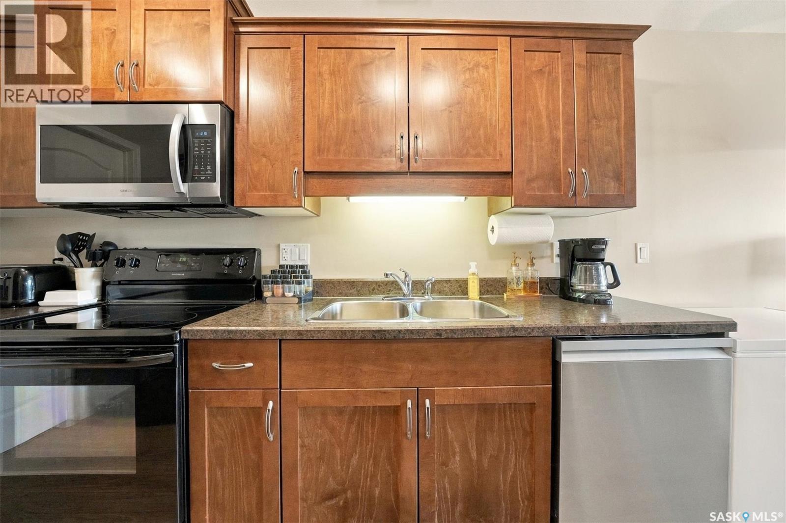 312 102 Kingsmere Place, Saskatoon, Saskatchewan  S7J 2K3 - Photo 8 - SK048389