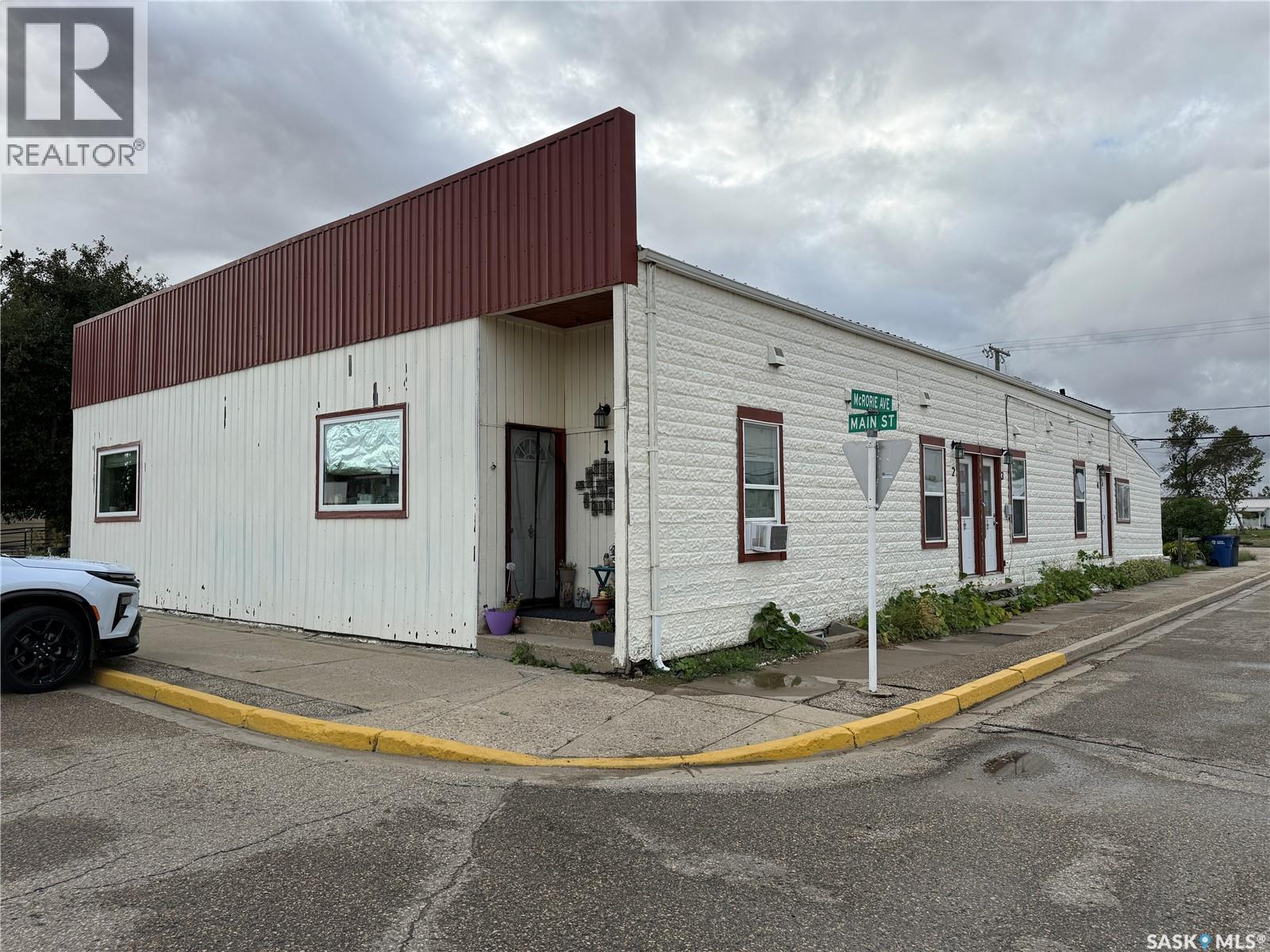 116 Main STREET photo 1