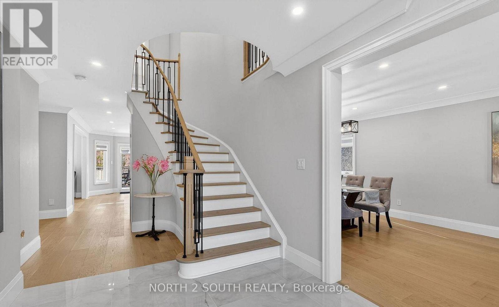 372 Crofters Road, Vaughan, Ontario  L4L 8Y3 - Photo 3 - N13779178